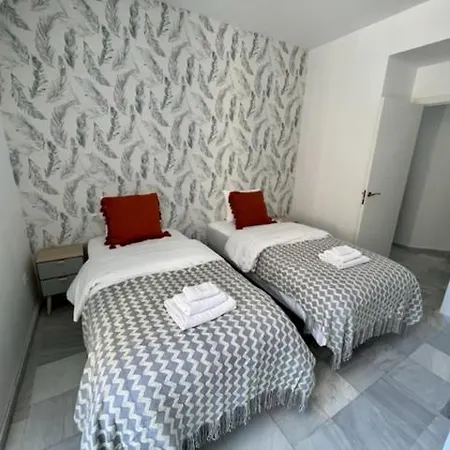 Ad1b Arenal 3br Apartment, 250 Mtrs From Cathedral Seville