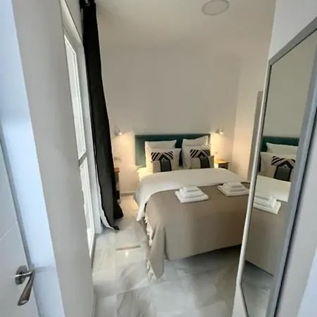 Ad1b Arenal 3br Apartment, 250 Mtrs From Cathedral Apartment *
