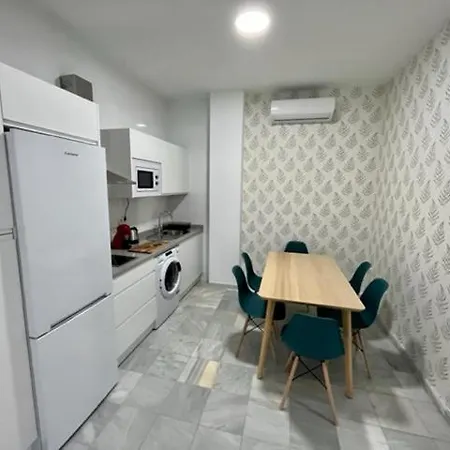 Ad1b Arenal 3br Apartment, 250 Mtrs From Cathedral *