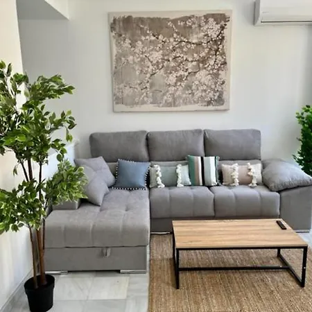 Ad1b Arenal 3br Apartment, 250 Mtrs From Cathedral *