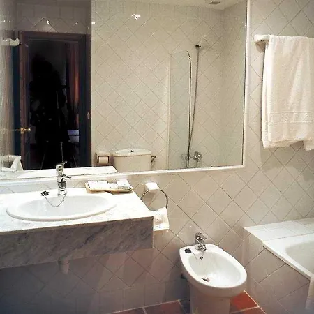 Hotel San Blas 3*