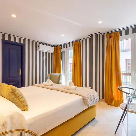 Ohliving Giralda Seville