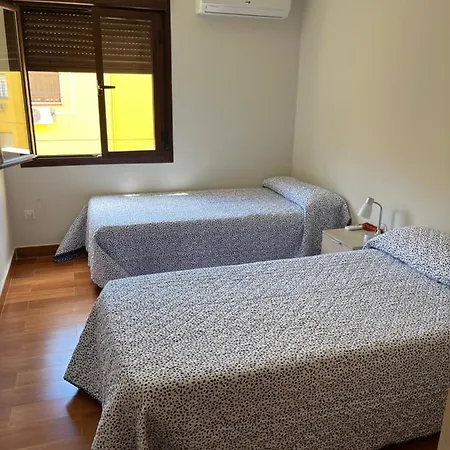 Apartment En Luis Montoto, Nervion. Centrico Seville