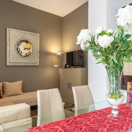 Cozy In With Kitchen Apartment *