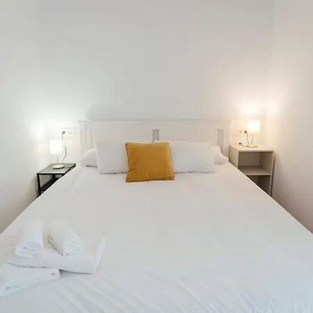O&l Punonrostro Bright Minimalist Apartment *