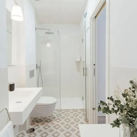 O&l Punonrostro Bright Minimalist Seville