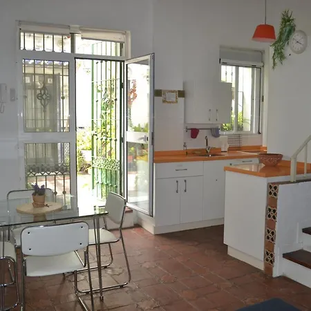 Сasa de vacaciones Charming House In Triana,best View From Patio Sevilla
