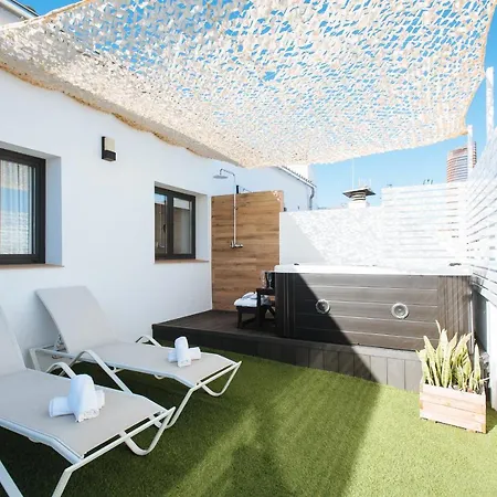 Apartment Lola De Triana *