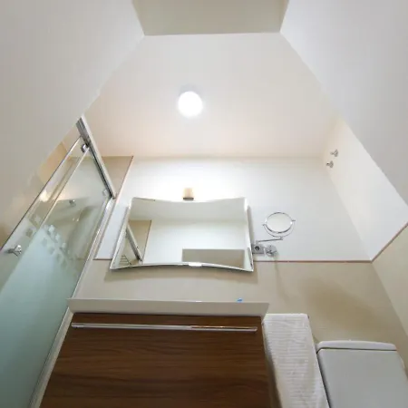 Spinola Apartment