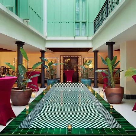H10 Casa De La Plata 4* Sevilla