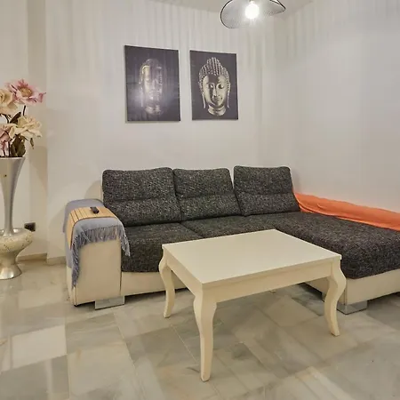 Two Bedrooms Leonor Davalos *