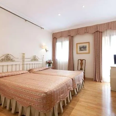 Dona Maria Szálloda 4*