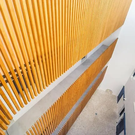 Pop Art, 2bd Ground Apartment Seville