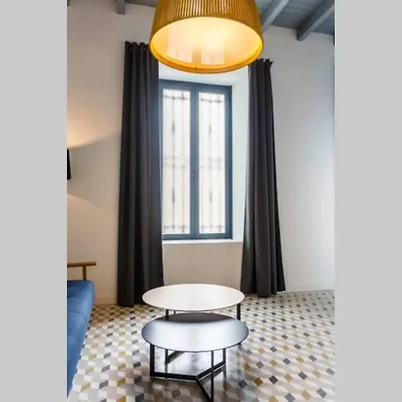 Pop Art, 2bd Ground Seville