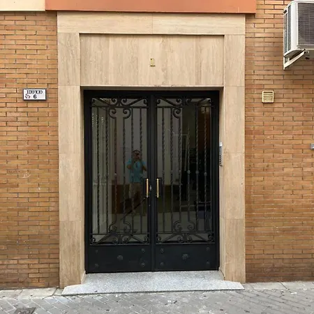 Very Apartament. Center. Private Parking *