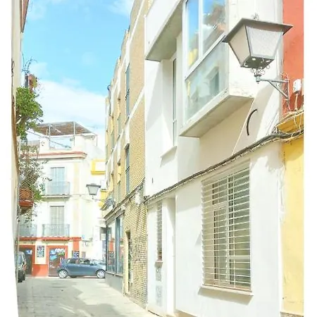 Casa Entera E Independiente Con Parking En Pleno Centro De * Seville