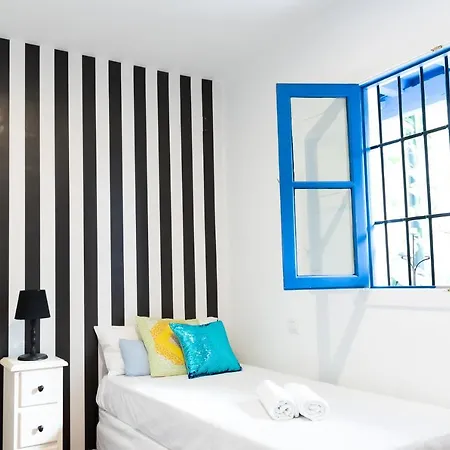 Tourist House Santa Cruz Apartment Seville