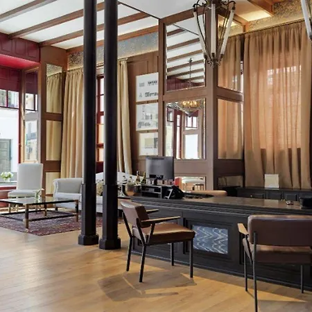 H10 Corregidor Boutique