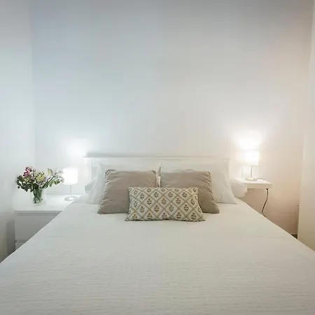 Komodo Gran Poder - Penthouse With Private Pool And Cozy Twin Bedroom Seville