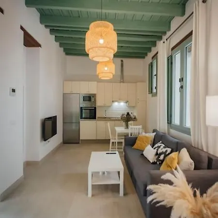 Komodo Gran Poder - Penthouse With Private Pool And Cozy Twin Bedroom * Seville