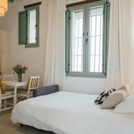Komodo Gran Poder - Penthouse With Private Pool And Cozy Twin Bedroom *