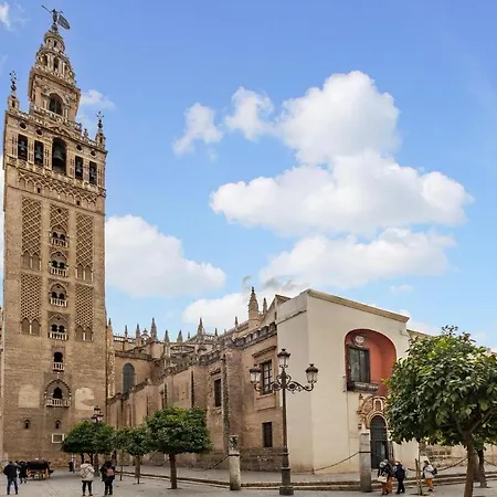 Apartamento Stunning In With Wifi Sevilla