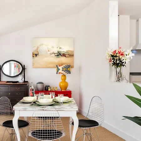 Monkeys Luxury Penthouse Cathedral & Terrace Apartment