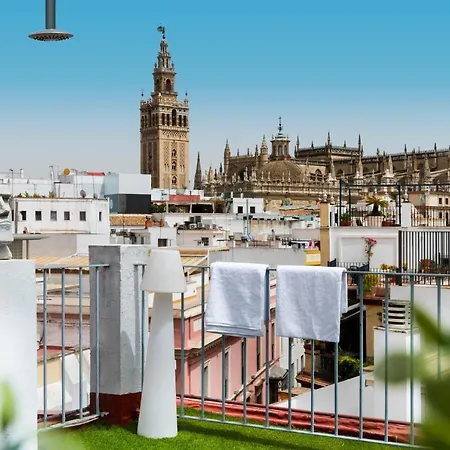 Monkeys Luxury Penthouse Cathedral & Terrace *