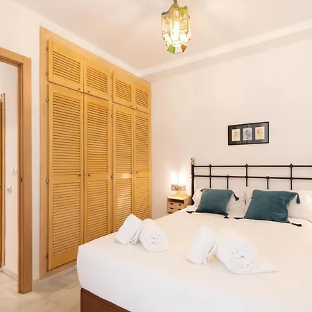 Appartement Goles Courtyard With Parking By Valcambre Séville