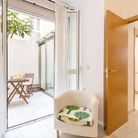 Goles Courtyard With Parking By Valcambre