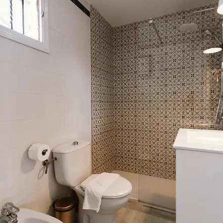 Complete Studio With Terrace - 1bth- La Giralda Apartment *