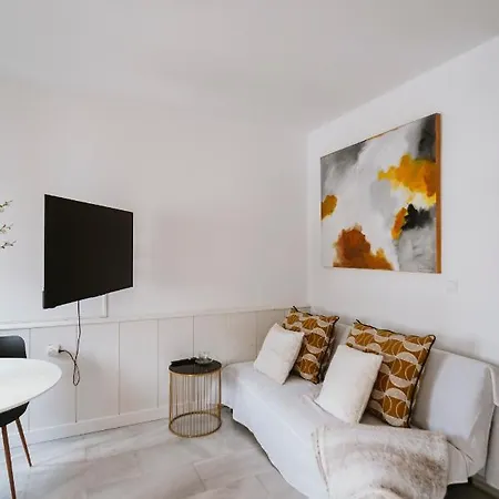 Complete Studio With Terrace - 1bth- La Giralda Appartamento