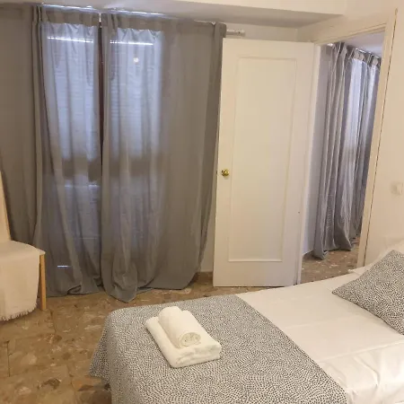 Espacioso Apartamento En De Dios, Alameda Sevilla