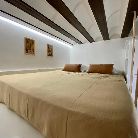 Cosy Studio In Alameda District Seville