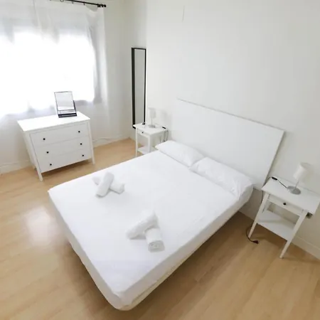 Rentalsevilla Genova Apartment *