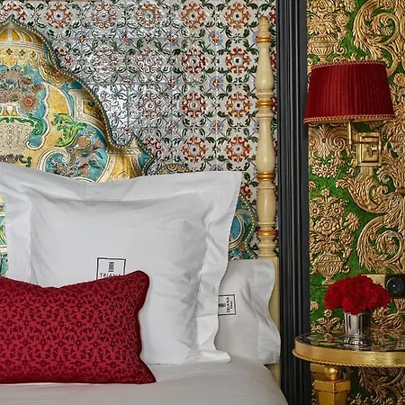 Boutique Triana House