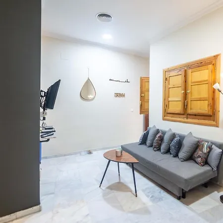 Apartment Practical Studio- 1bth- Setas