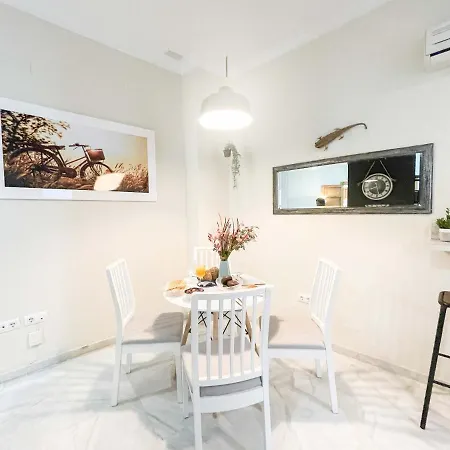 Apartment Practical Studio- 1bth- Setas Seville
