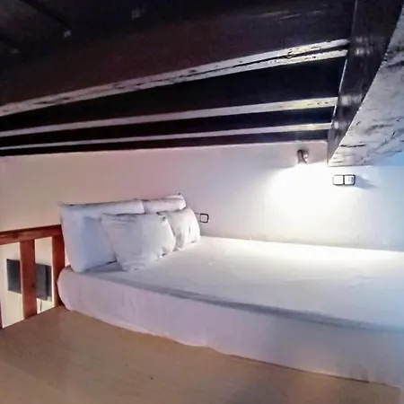 La Puerta De Setas De Apartman