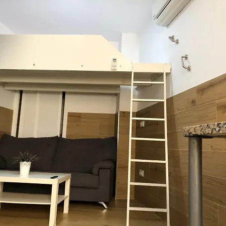Hercules Apartment *