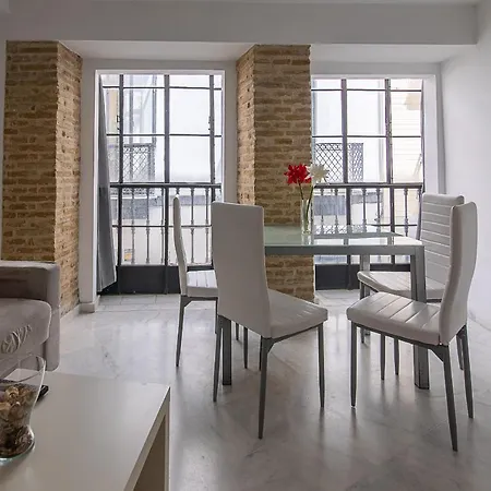 Reservaloen Mariano De Cavia Apartamento