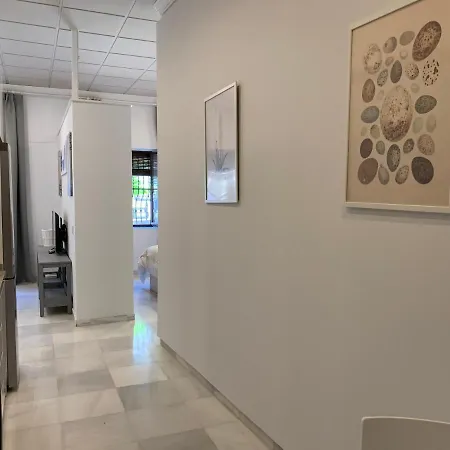 Apartamento Hub Cuesta Del Rosario * Seville