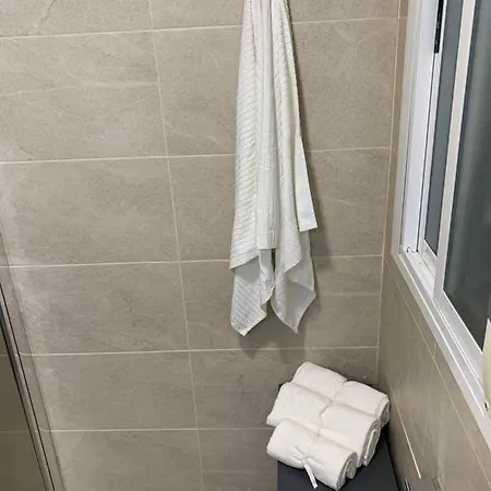 Apartamento Hub Cuesta Del Rosario * Seville