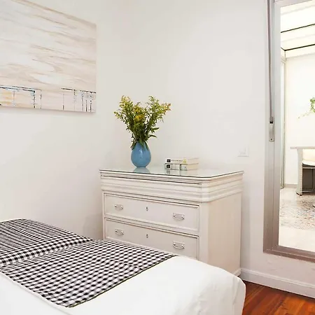 Charming With Pool And Garage Appartement Séville