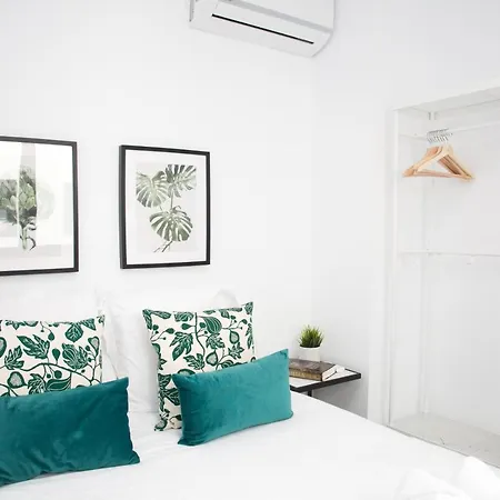 Gotoseville Faustino Flats *
