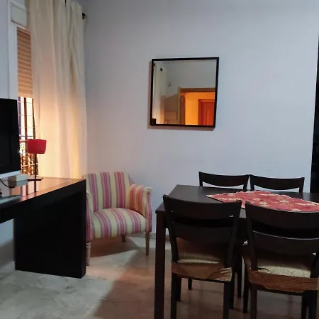 Apartamentos Sevilla Apartment