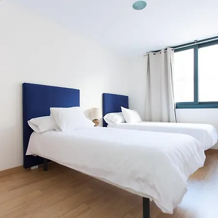 Ole - Albareda 24 Apartmán *