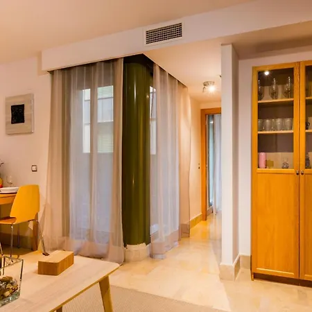 Apartment Azofaifo Donkey Seville