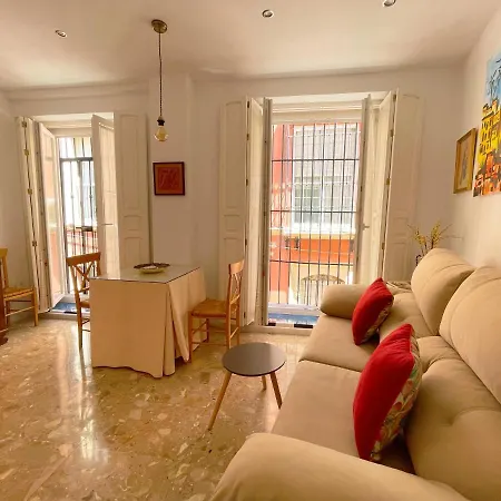 Eva Recommends Marchena Apartment *