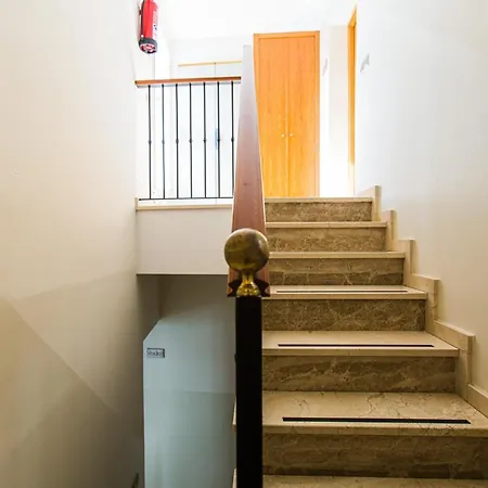 Hernando Colon 12 Apartment